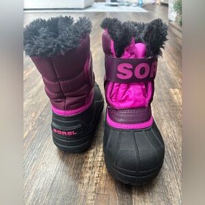 Kids Sorel Snow Commander Winter Boots size 9